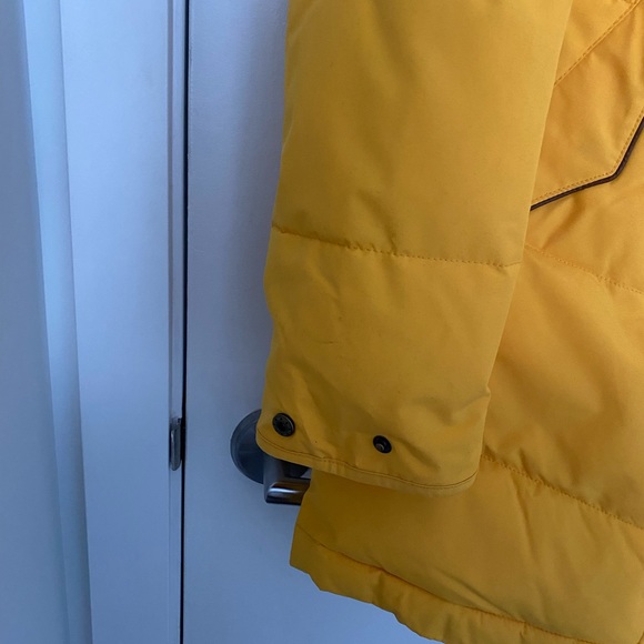 Beautiful gold winter jacket - Picture 7 of 8